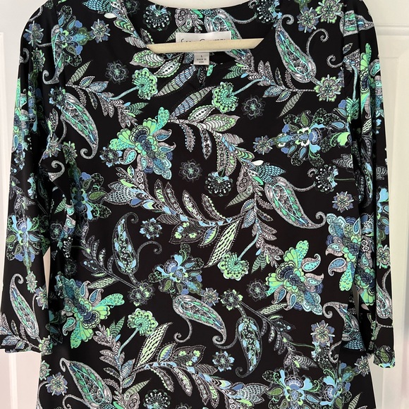Sara Campbell Tops - NWT Sara Campbell 3/4 Sleeve, Notch Scoop Neck Tee Large